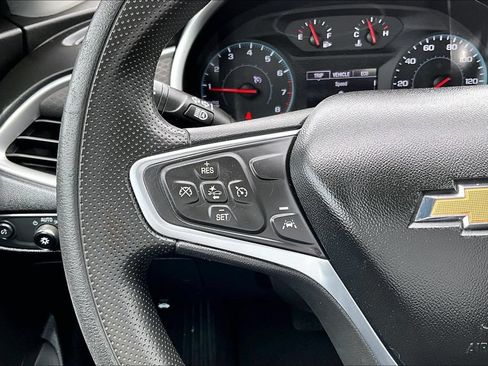 Used 2023 Chevrolet Malibu LT w/ Driver Confidence Package FWD image 18