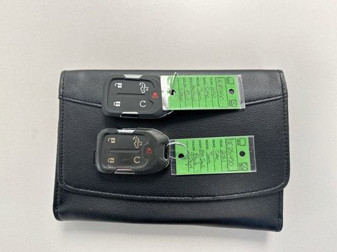 Used 2021 GMC Sierra 2500 Denali w/ Denali Black Diamond Edition image 44