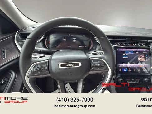 Used 2022 Jeep Grand Cherokee L Limited AWD/4WD image 40