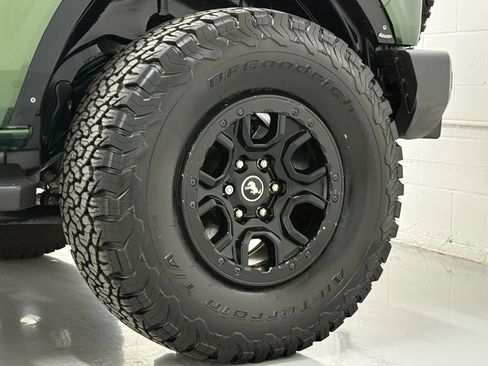 Used 2022 Ford Bronco Outer Banks w/ Sasquatch Package image 40