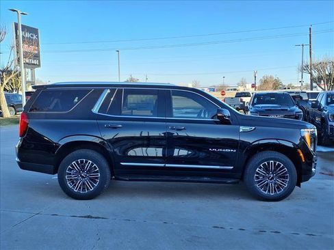 New 2026 GMC Yukon Elevation w/ Elevation Premium Package image 2