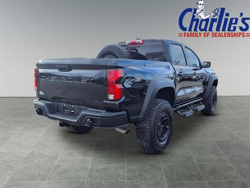 Used 2024 Chevrolet Colorado ZR2 w/ ZR2 Bison Edition AWD/4WD image 4