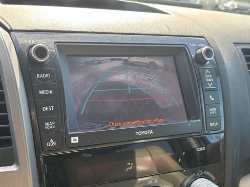 Used 2013 Toyota Sequoia Platinum image 11