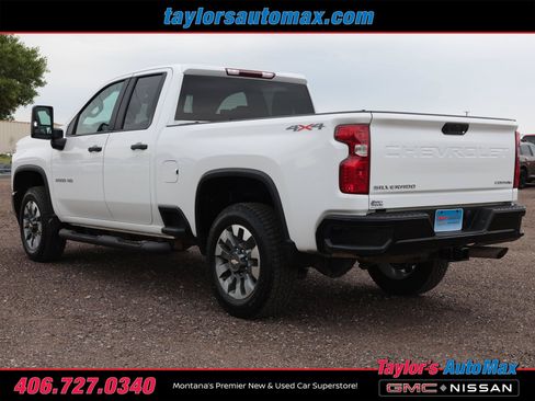Used 2022 Chevrolet Silverado 2500 Custom w/ Custom Convenience Package AWD/4WD image 39