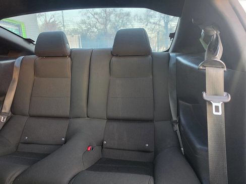 Used 2013 Ford Mustang Coupe image 17