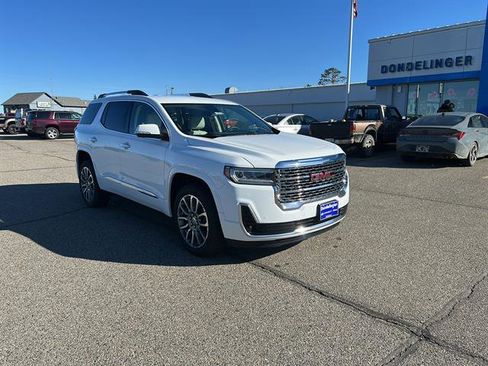 Used 2023 GMC Acadia Denali AWD/4WD image 8