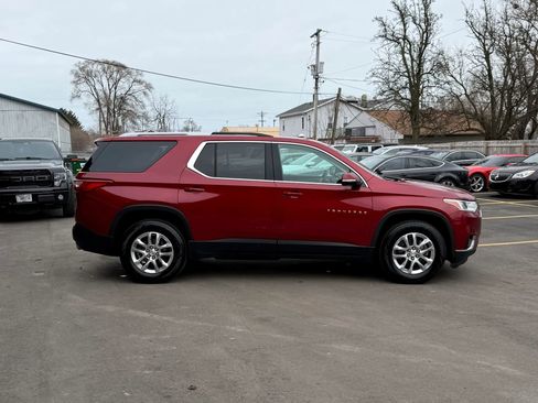 Used 2018 Chevrolet Traverse LT image 22