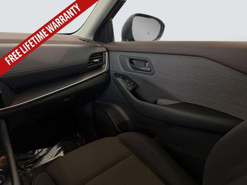Used 2023 Nissan Rogue S AWD/4WD image 22