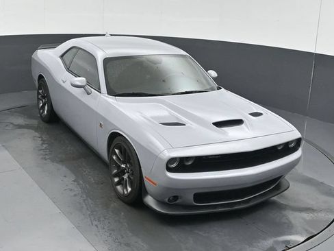 Used 2022 Dodge Challenger R/T Scat Pack RWD image 45