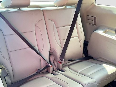 Used 2019 GMC Acadia Denali w/ Technology Package image 28