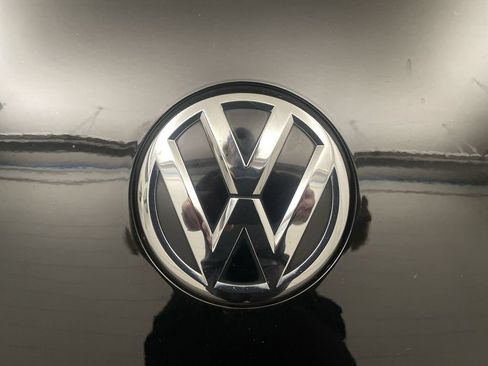 Used 2015 Volkswagen Beetle 1.8T FWD image 22