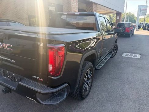 Used 2024 GMC Sierra 1500 AT4 w/ AT4 Preferred Package AWD/4WD image 8