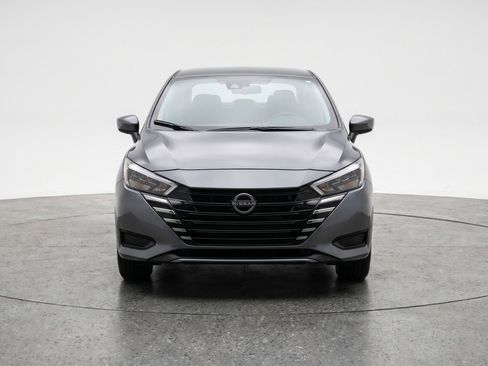 Used 2025 Nissan Versa SV FWD image 2