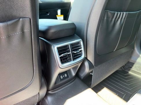 Used 2025 Kia K5 EX FWD image 16
