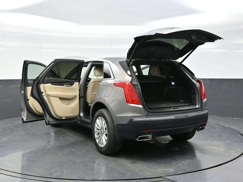 Used 2019 Cadillac XT5 AWD image 46