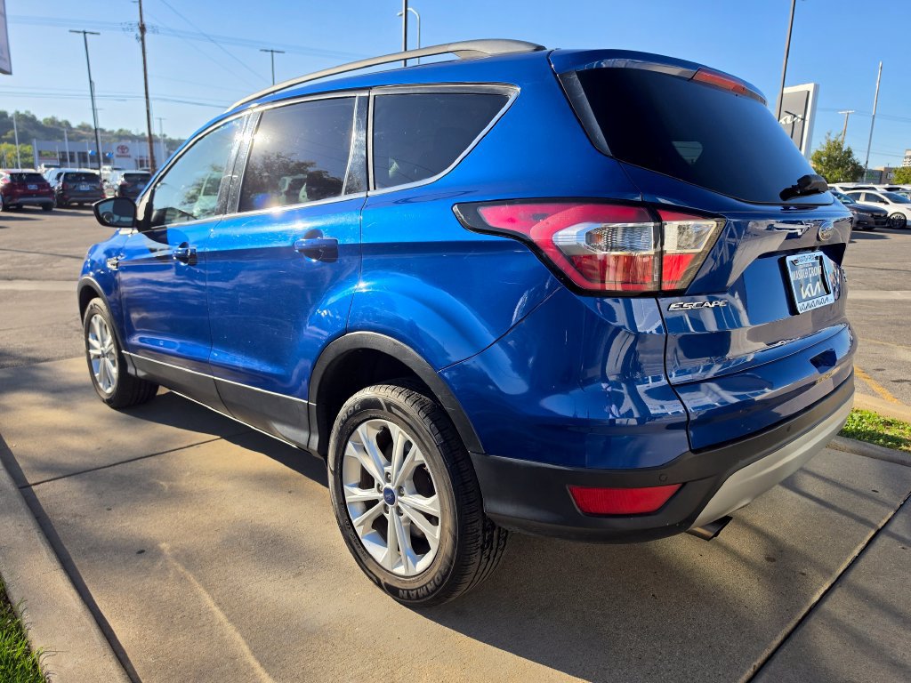 Used 2017 Ford Escape SE w/ Equipment Group 201A AWD/4WD image 7
