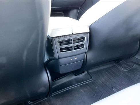 Used 2019 Tesla Model S Performance image 34