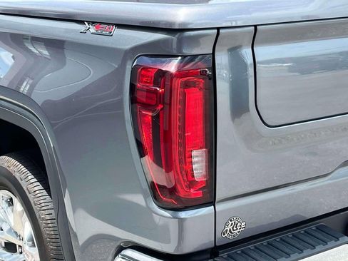 Used 2020 GMC Sierra 1500 SLT w/ SLT Premium Plus Package AWD/4WD image 10
