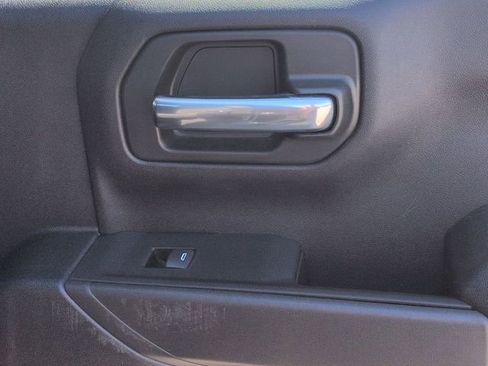 Used 2022 Chevrolet Silverado 1500 Custom image 32