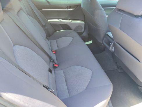 Used 2022 Toyota Camry LE image 14