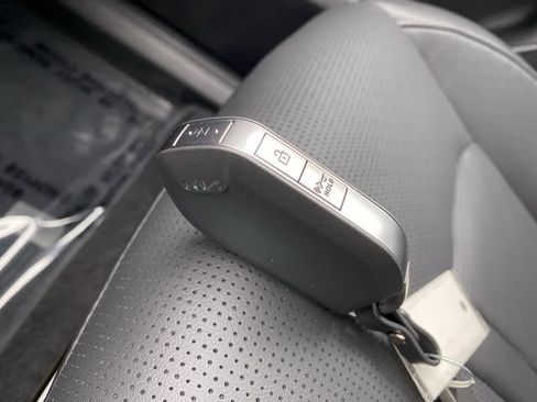 New 2026 Kia Sorento S AWD/4WD image 30