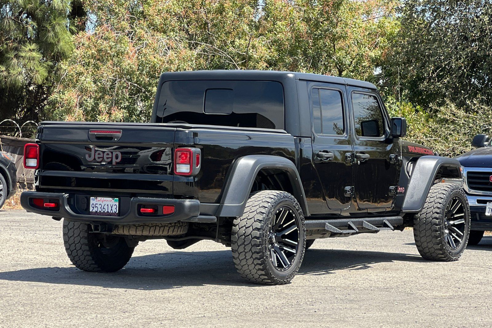 Used 2021 Jeep Gladiator Rubicon w/ Trailer Tow Package AWD/4WD image 4