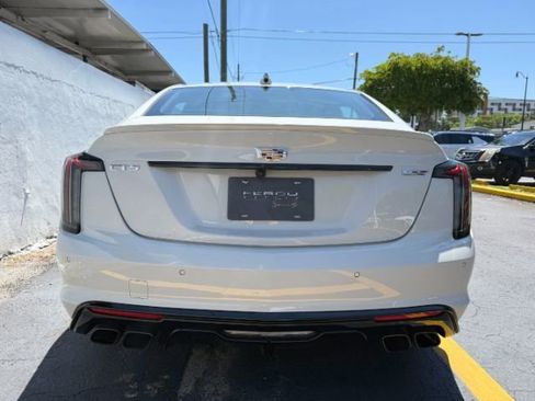 Used 2022 Cadillac CT5 V Blackwing w/ Parking Package RWD image 8