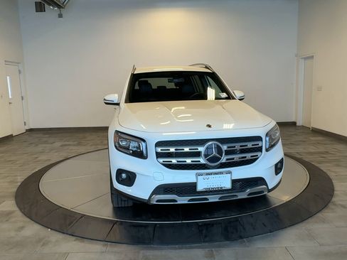 Used 2023 Mercedes-Benz GLB 250 4MATIC image 3