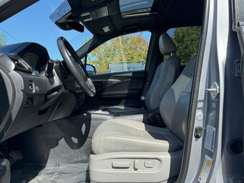 Used 2022 Honda Passport EX-L image 11