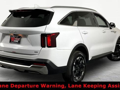 Certified 2026 Kia Sorento S AWD/4WD image 6