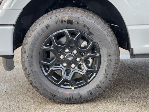 New 2026 Ford F150 XLT w/ Equipment Group 302A MID AWD/4WD image 7