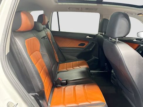 Used 2018 Volkswagen Tiguan SEL Premium AWD/4WD image 21