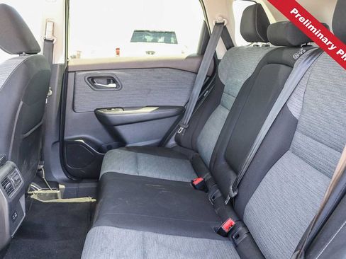 Used 2023 Nissan Rogue SV FWD image 13