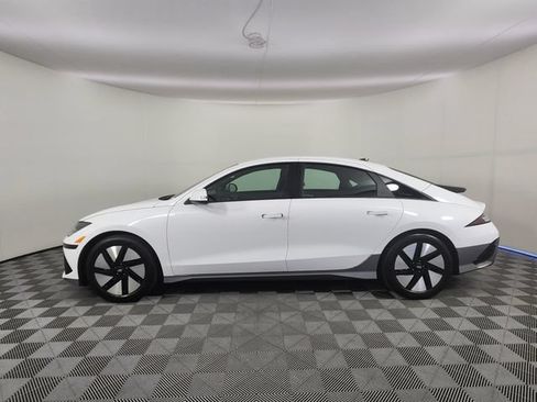 Used 2024 Hyundai Ioniq 6 SE AWD/4WD image 2