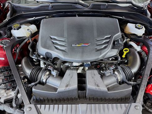 Used 2025 Cadillac CT4 V Blackwing w/ Carbon Fibre 1 Package RWD image 32