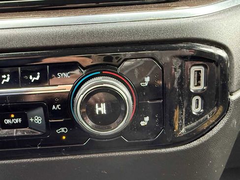 Used 2024 Chevrolet Silverado 1500 LT AWD/4WD image 24