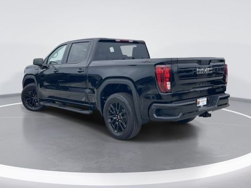 New 2026 GMC Sierra 1500 Elevation w/ LPO, Elevation Black Package AWD/4WD image 5