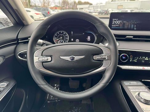 Used 2025 Genesis GV70 2.5T image 11