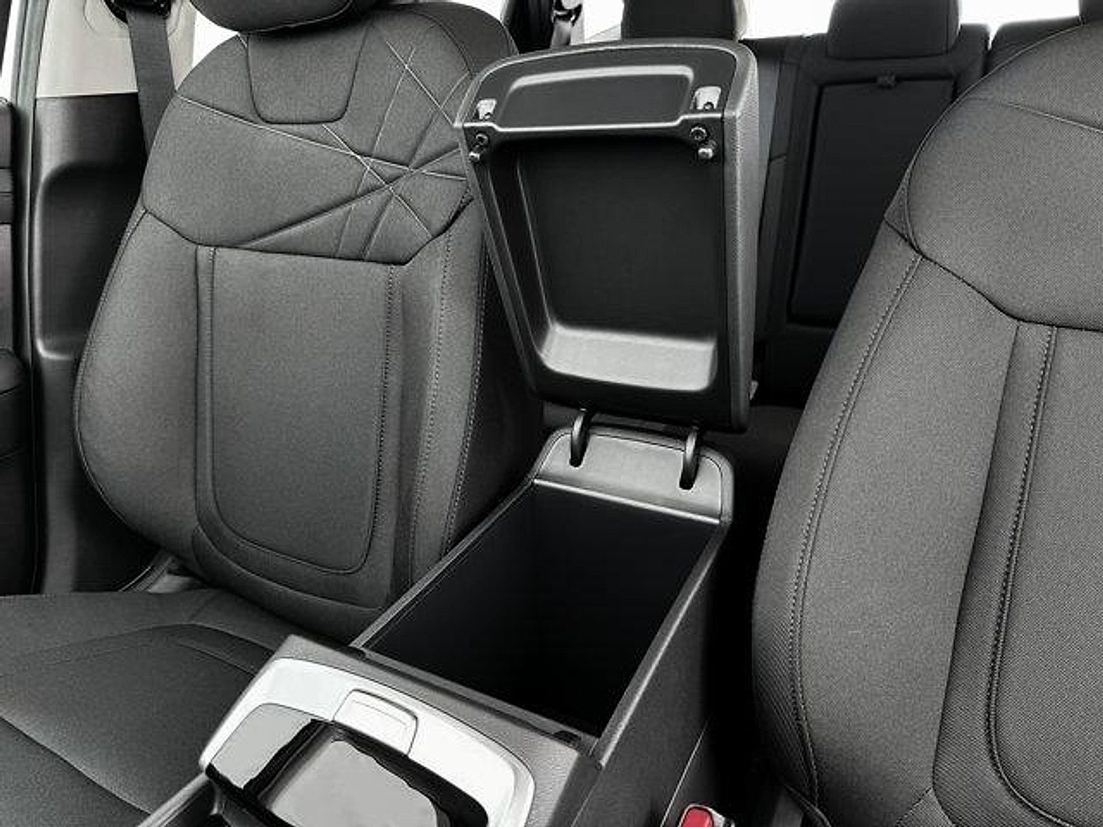 New 2025 Hyundai Tucson SE FWD image 18