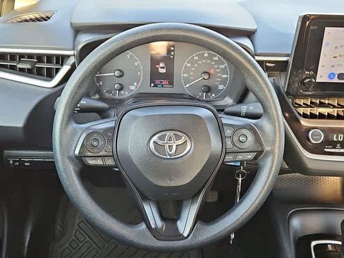 Used 2024 Toyota Corolla LE FWD image 19