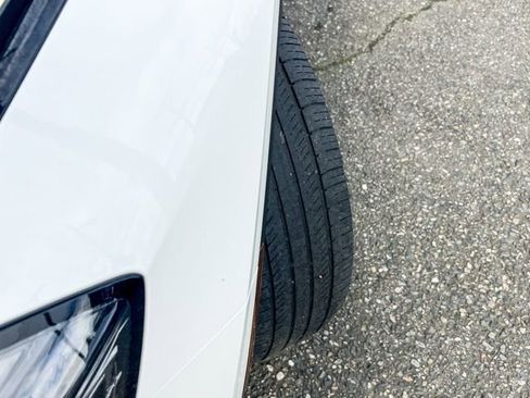 Certified 2024 Kia Sportage LX image 3