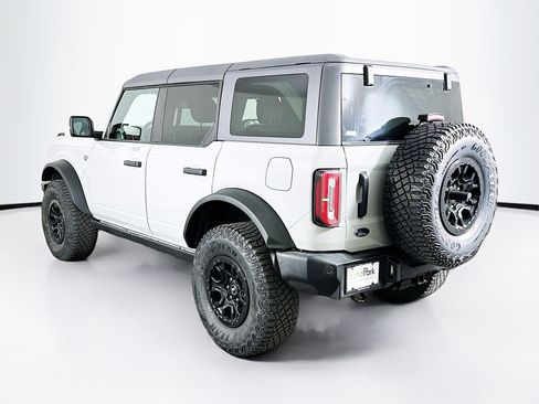 Used 2022 Ford Bronco Wildtrak image 5