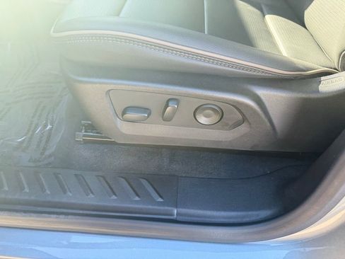 Used 2023 GMC Canyon Denali image 20