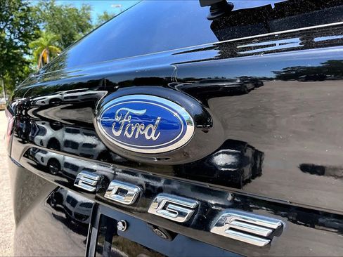 Used 2022 Ford Edge ST-Line w/ Class II Trailer Tow Package AWD/4WD image 60