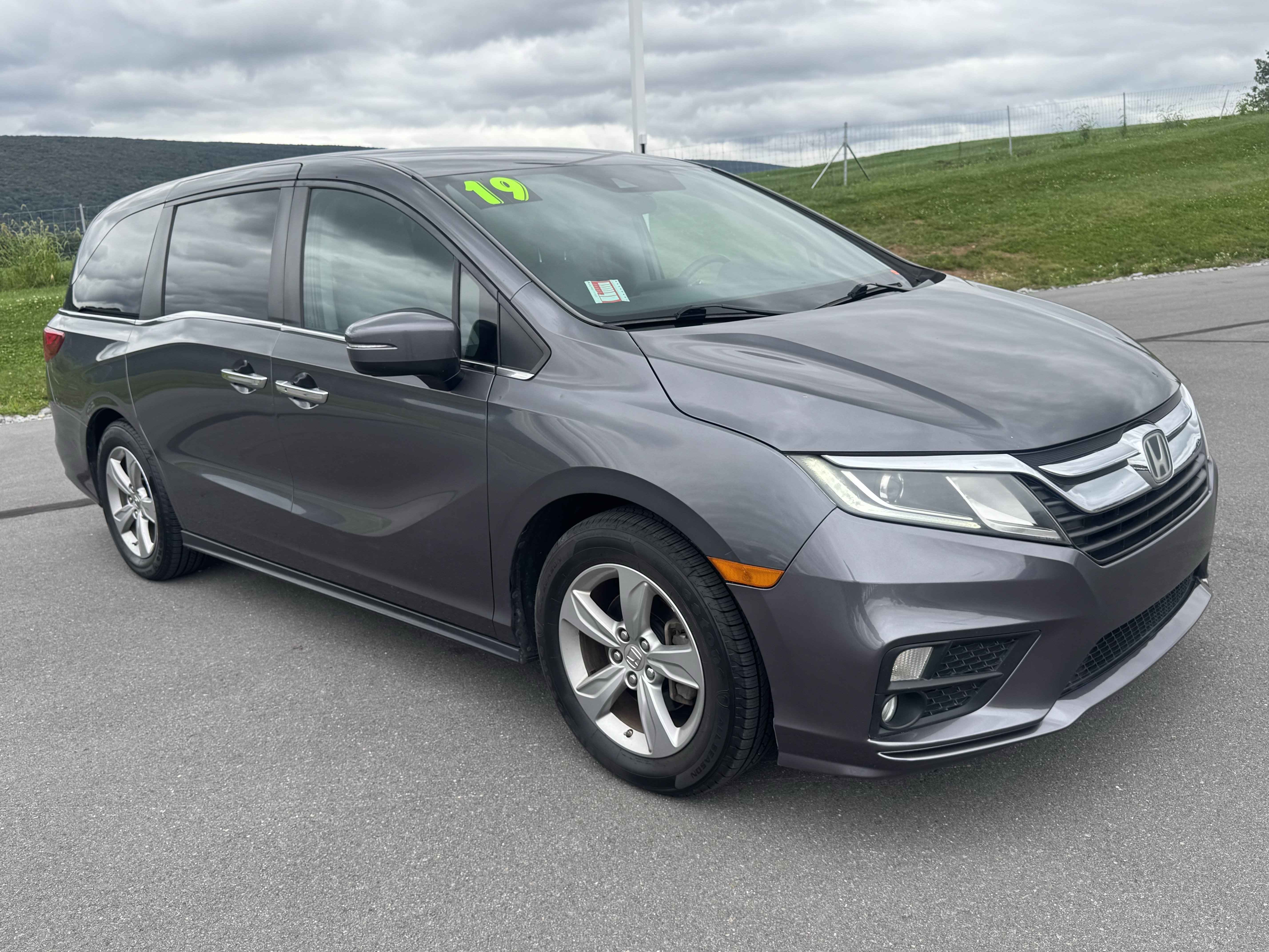 Used 2019 Honda Odyssey EX image 1