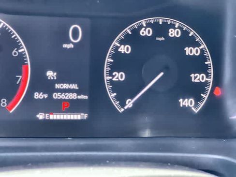 Used 2023 Honda Pilot LX image 19