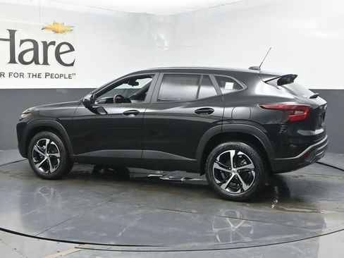 New 2026 Chevrolet Trax RS FWD image 30
