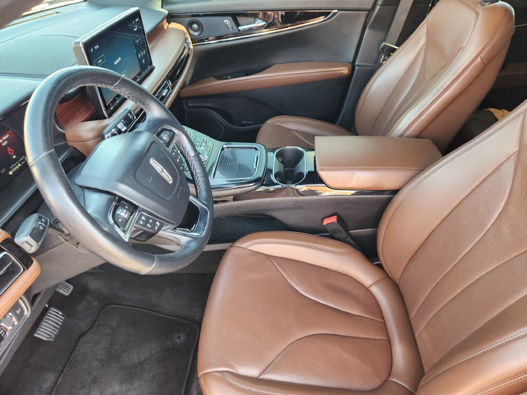Used 2022 Lincoln Nautilus Reserve w/ Equipment Group 201A AWD/4WD image 14