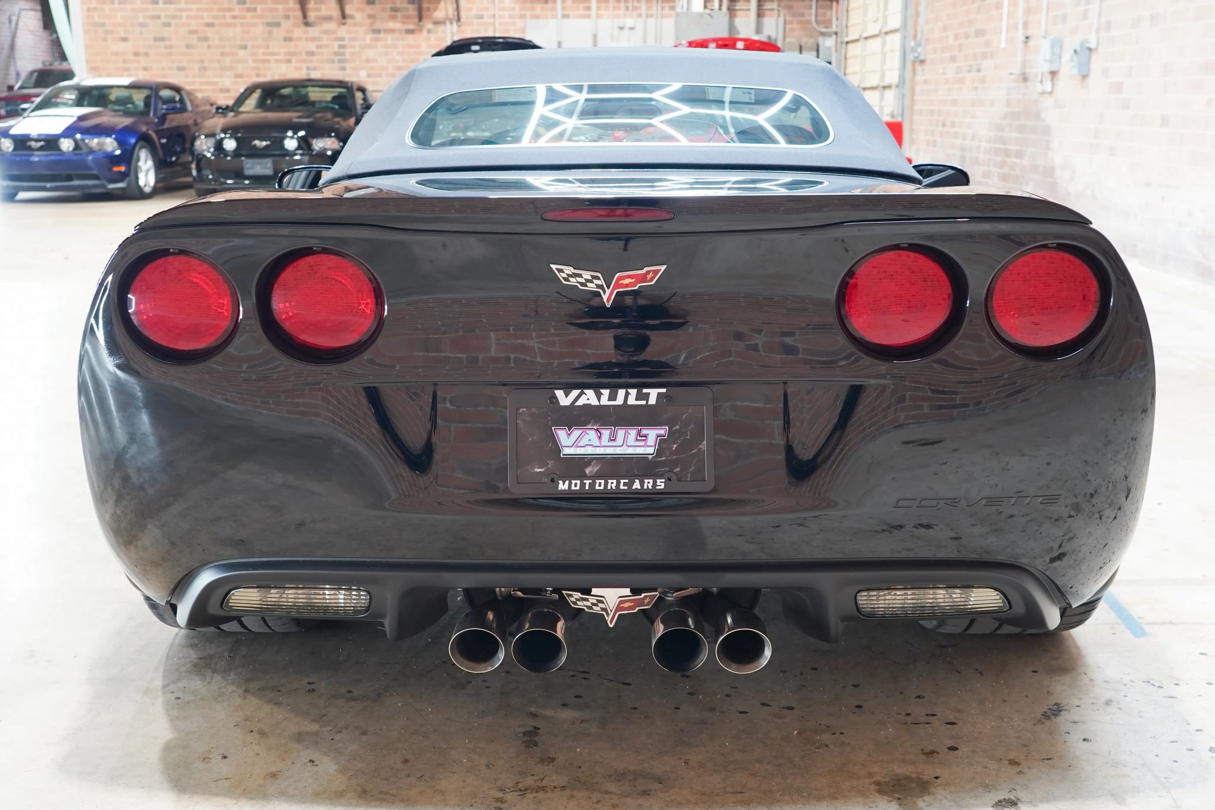 Used 2011 Chevrolet Corvette Grand Sport w/ Preferred Equipment Group RWD image 11