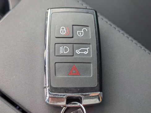 Used 2026 Land Rover Range Rover Evoque S AWD/4WD image 27
